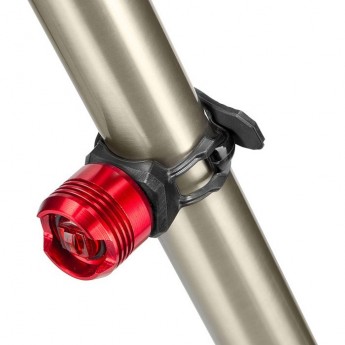 Фонарь габаритный задний JY-3006T, красный